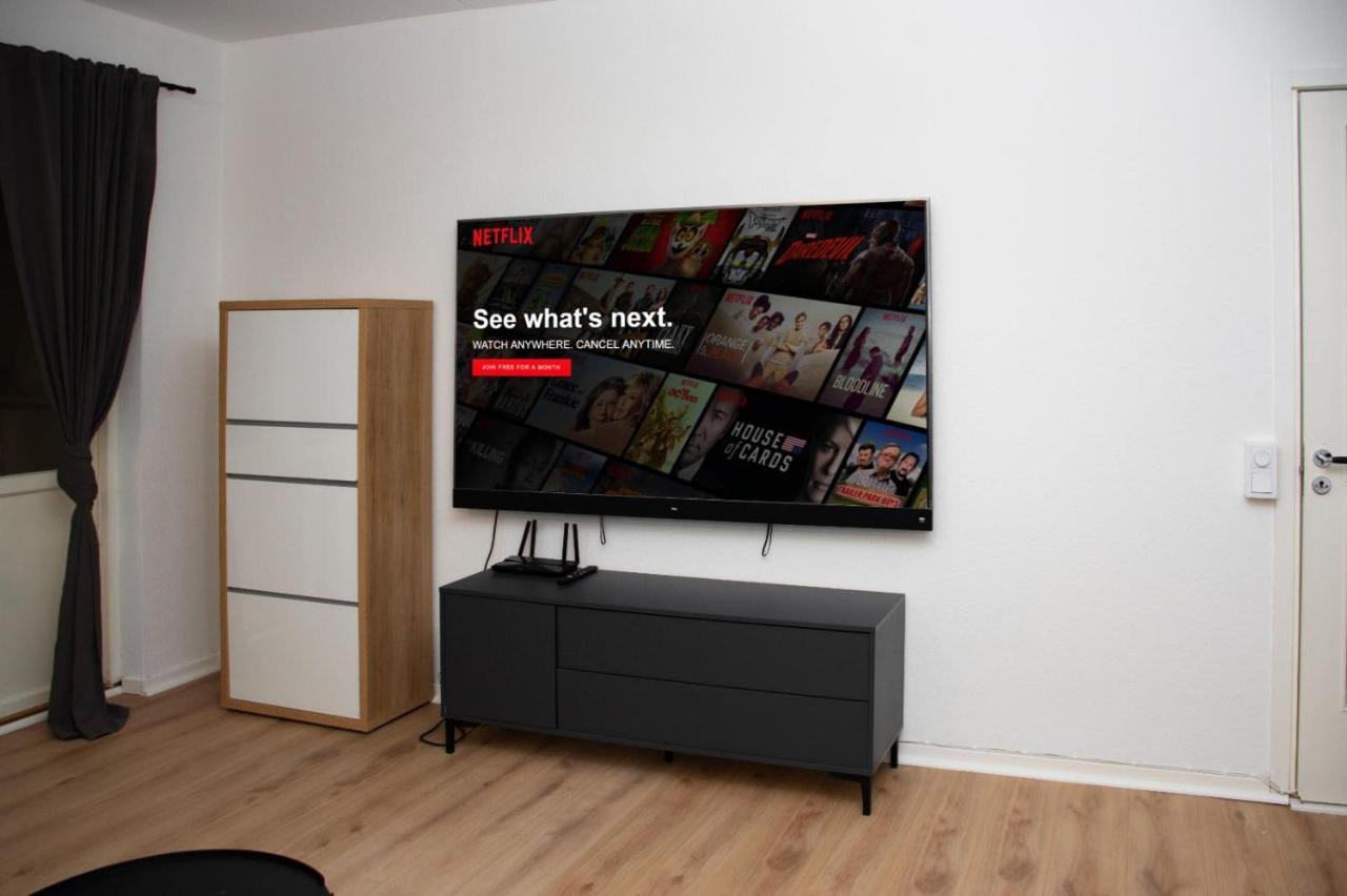 Entire Apartment Malmo 2 Bedrooms-Tv Lounge-Balcony מראה חיצוני תמונה